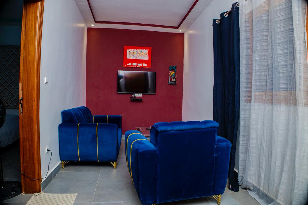 Appartement 1 - Salon avec canapé et table basse